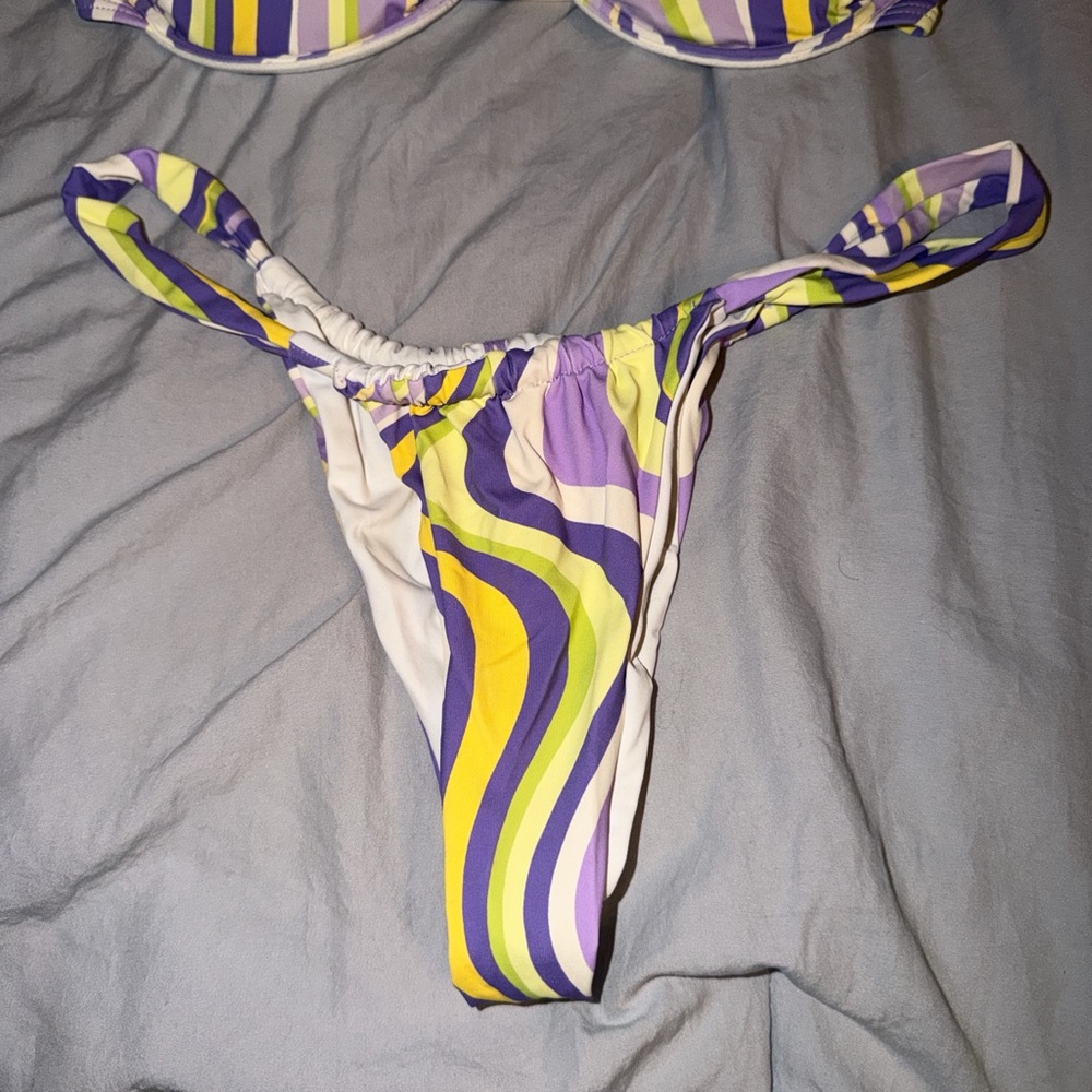 Garage Multi Colored Bikini Set - Picture 3 of 4